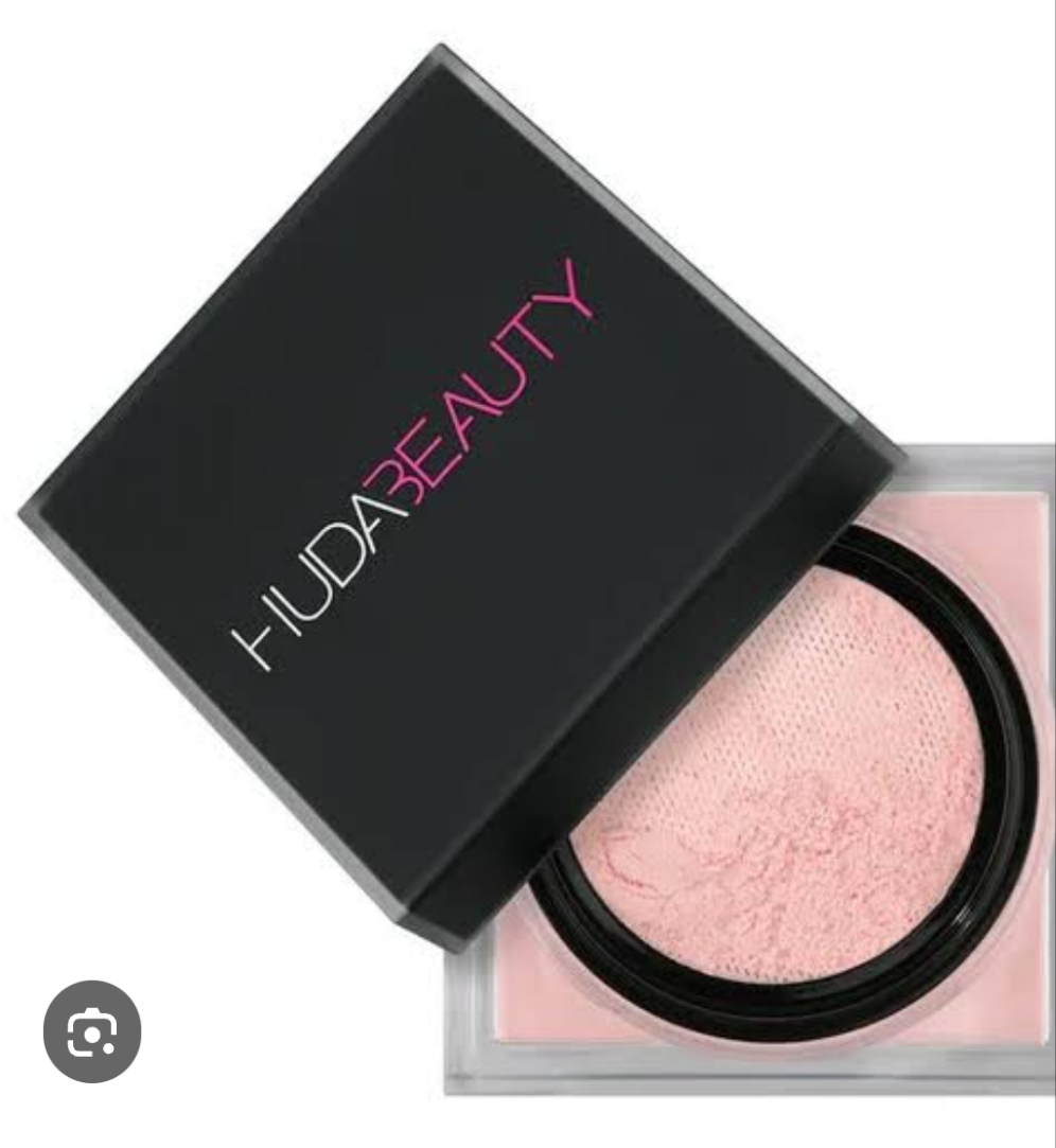 Huda beauty loose powder full size