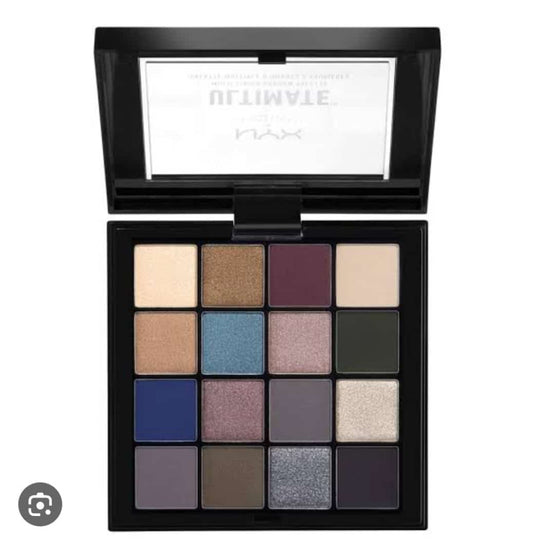 Nyx ultimate eyeshadow compact